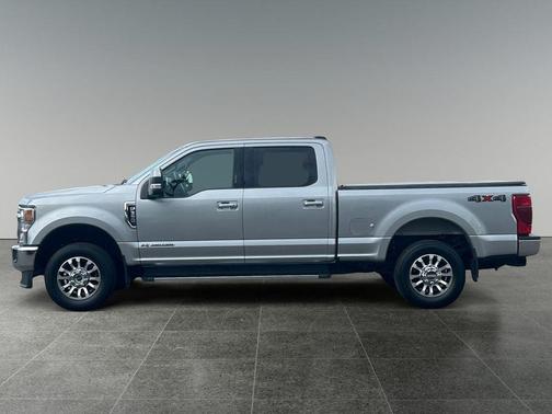 Iconic Silver Metallic 2022 Ford F-350 Lariat