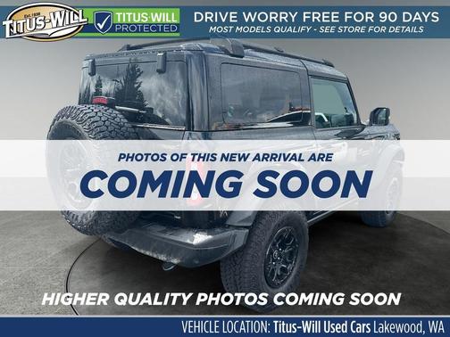 Shadow Black 2025 Ford Bronco Badlands