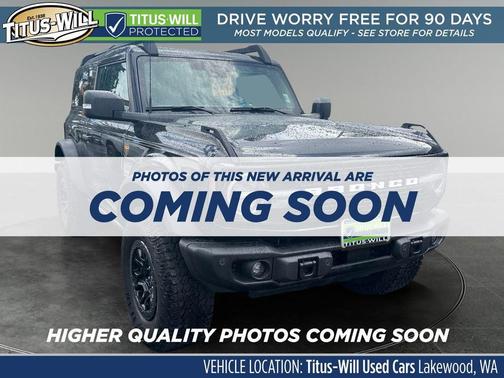 Shadow Black 2025 Ford Bronco Badlands