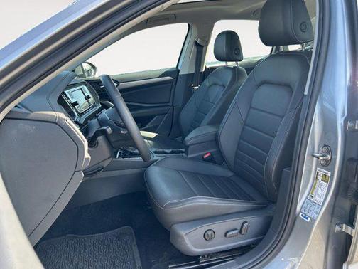 Pyrite Silver Metallic 2021 Volkswagen Jetta 1.4T SE