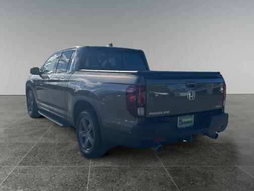 Gray 2022 Honda Ridgeline RTL-E