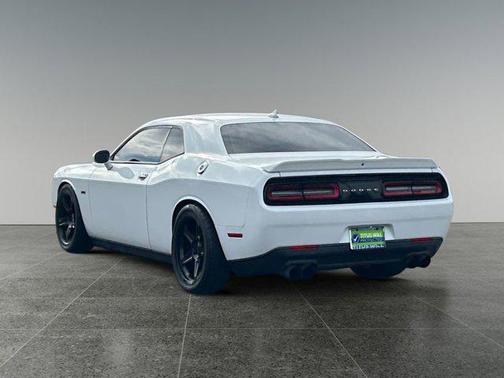 White Knuckle Clearcoat 2022 Dodge Challenger R/T