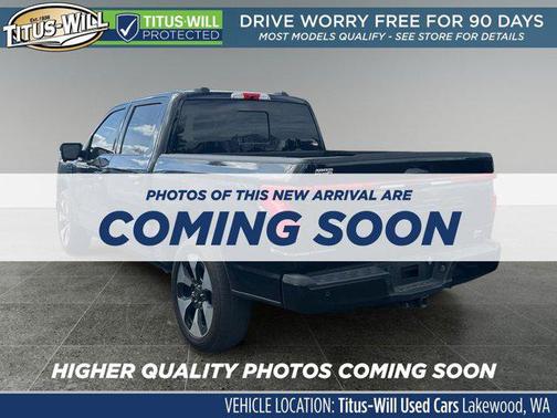 Agate Black Metallic 2024 Ford F-150 Lightning Platinum