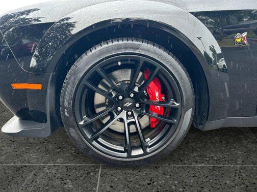 Pitch Black Clearcoat 2022 Dodge Challenger R/T Scat Pack Widebody