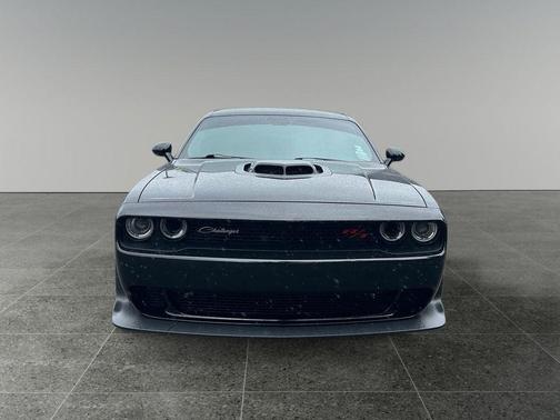Pitch Black Clearcoat 2022 Dodge Challenger R/T Scat Pack Widebody