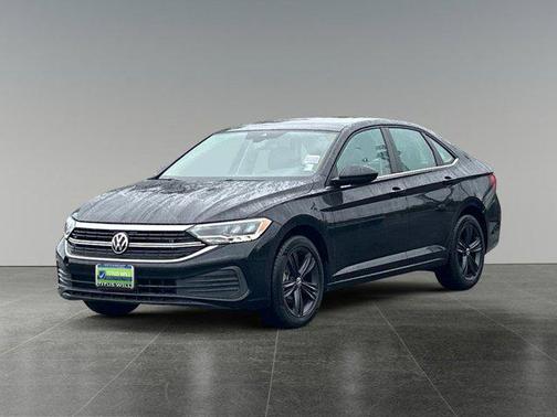Deep Black Pearl 2022 Volkswagen Jetta 1.5T SE