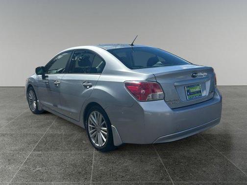 Ice Silver Metallic 2013 Subaru Impreza 2.0i Premium