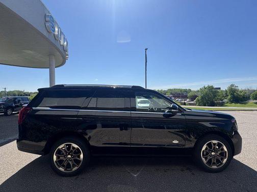 2025 Ford Expedition King Ranch