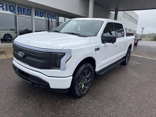 2025 Ford F-150 Lightning Flash