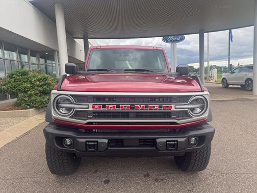 Ruby Red Metallic Tinted Clearcoat 2026 Ford Bronco Outer Banks