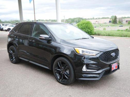 2022 Ford Edge ST