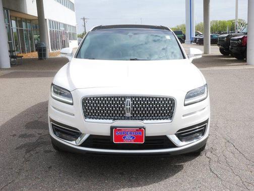 White Platinum Metallic Tri-Coat 2019 Lincoln Nautilus Reserve
