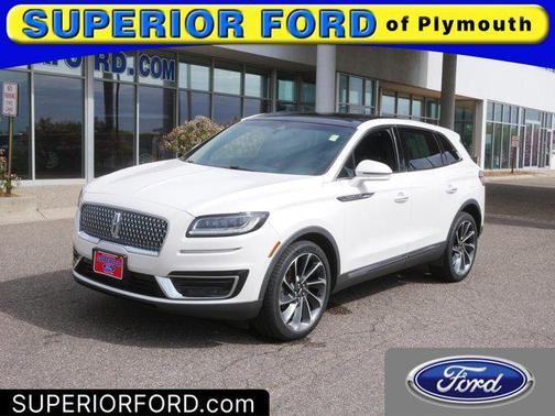 White Platinum Metallic Tri-Coat 2019 Lincoln Nautilus Reserve
