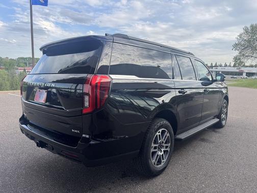 Agate Black Metallic 2026 Ford Expedition Max Active 4x4