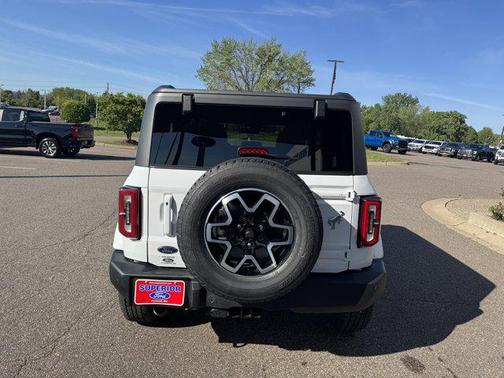 2025 Ford Bronco Outer Banks