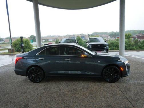 2021 Cadillac CT4 Luxury