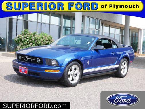 2007 Ford Mustang Deluxe