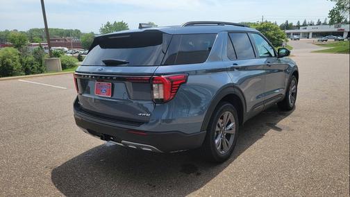 Vapor Blue Metallic 2026 Ford Explorer Active