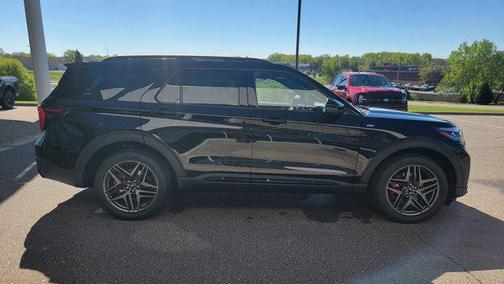 Agate Black Metallic 2026 Ford Explorer ST-Line