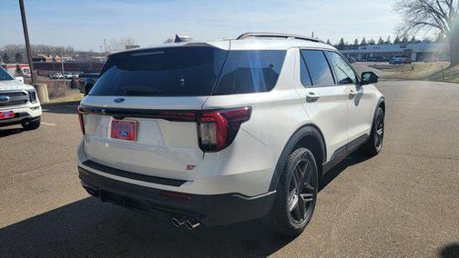 Star White Metallic Tri-Coat 2026 Ford Explorer ST