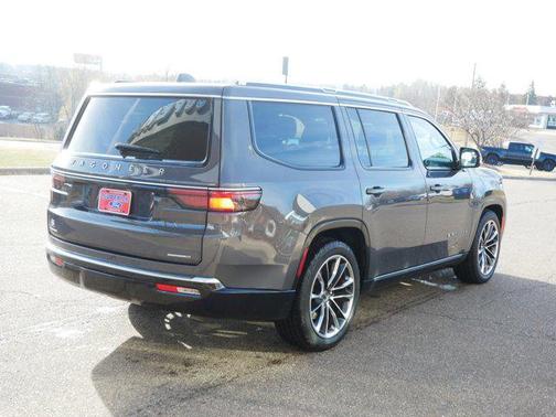 2022 Jeep Wagoneer Series III 4x4