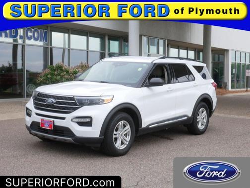 Oxford White 2024 Ford Explorer XLT