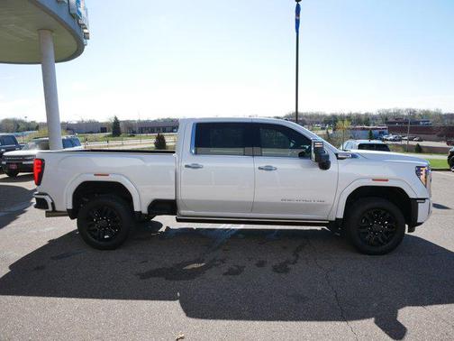 2024 GMC Sierra 3500 Denali