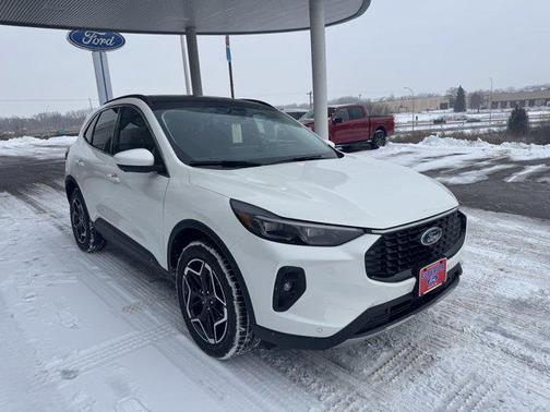 2026 Ford Escape Platinum