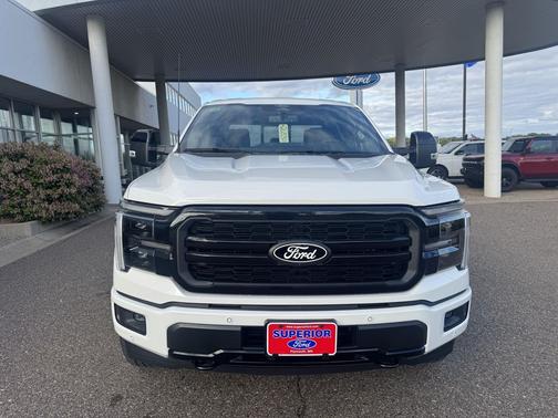 Star White Metallic Tri-Coat 2026 Ford F-150 Lariat