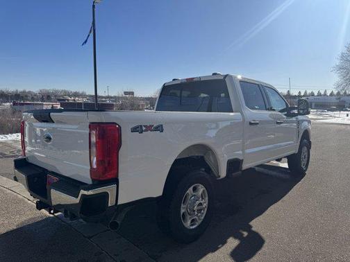 2025 Ford F-350 XLT