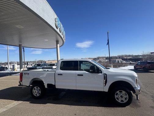 2025 Ford F-350 XLT