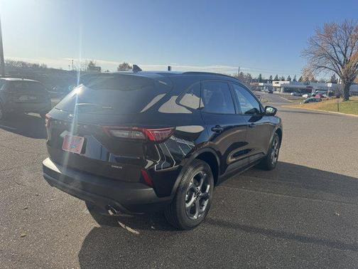 2026 Ford Escape ST-Line Select