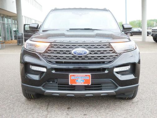 Agate Black Metallic 2023 Ford Explorer XLT