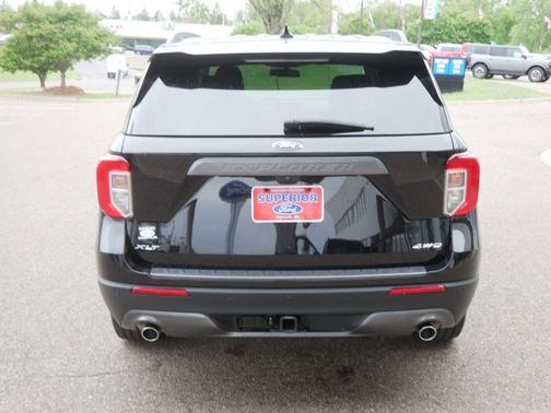 Agate Black Metallic 2023 Ford Explorer XLT