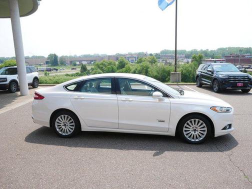2015 Ford Fusion Energi SE Luxury