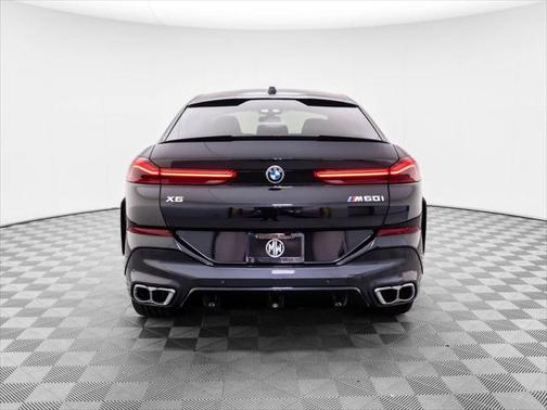 2025 BMW X6 M60i