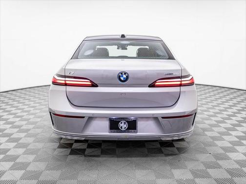 2025 BMW i7 eDrive50