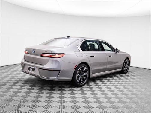 2025 BMW i7 eDrive50