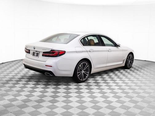 2023 BMW 540 i xDrive