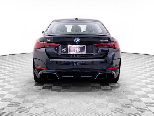 Black Sapphire Metallic 2026 BMW i4 Gran Coupe xDrive40