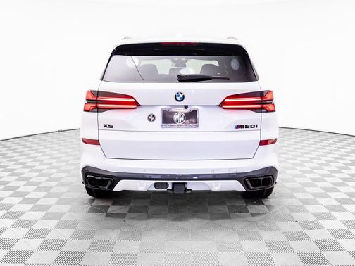 2026 BMW X5 M60i