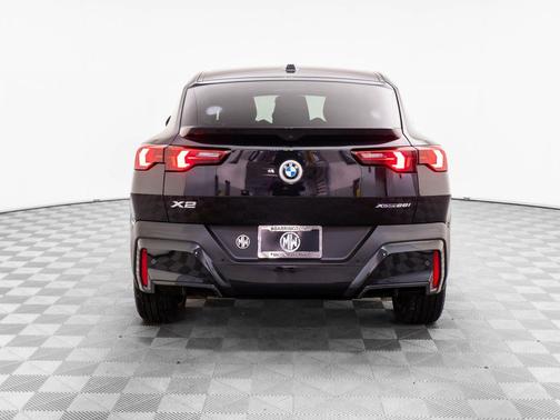 2025 BMW X2 xDrive28i