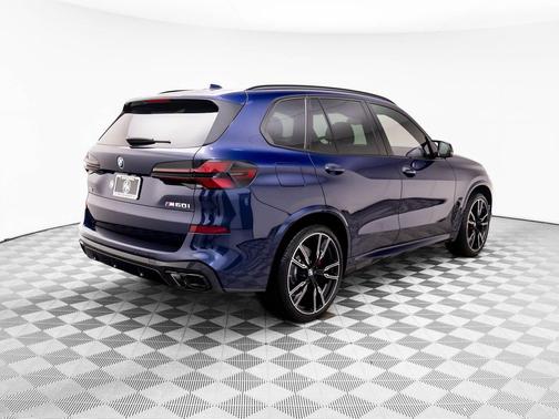 2025 BMW X5 M60i