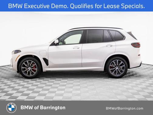 Mineral White Metallic 2026 BMW X5 PHEV xDrive50e