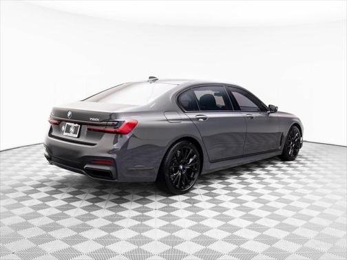 2022 BMW 750 i xDrive