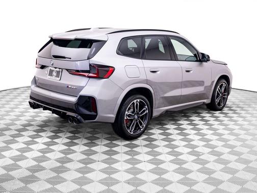 C67 2027 BMW X1 M35i