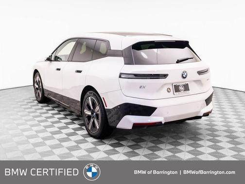Mineral White Metallic 2024 BMW iX xDrive50