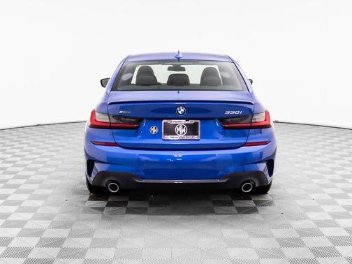 2022 BMW 330 xDrive