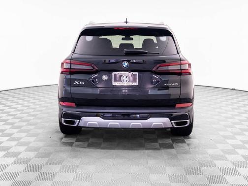 Black Sapphire Metallic 2022 BMW X5 xDrive40i