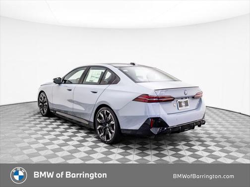 2025 BMW i5 M60